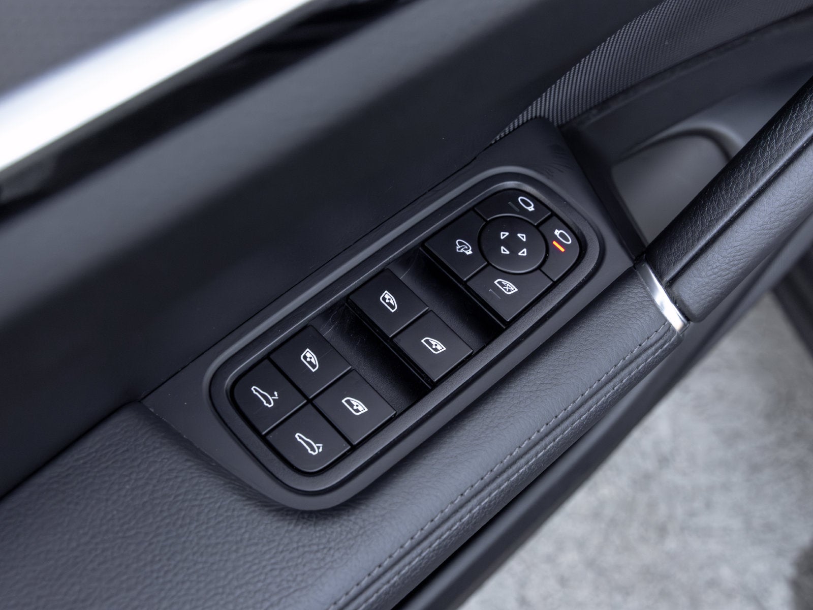 2023 Porsche Cayenne Cayenne S Platinum Edition
