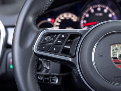 2023 Porsche Cayenne Cayenne S Platinum Edition