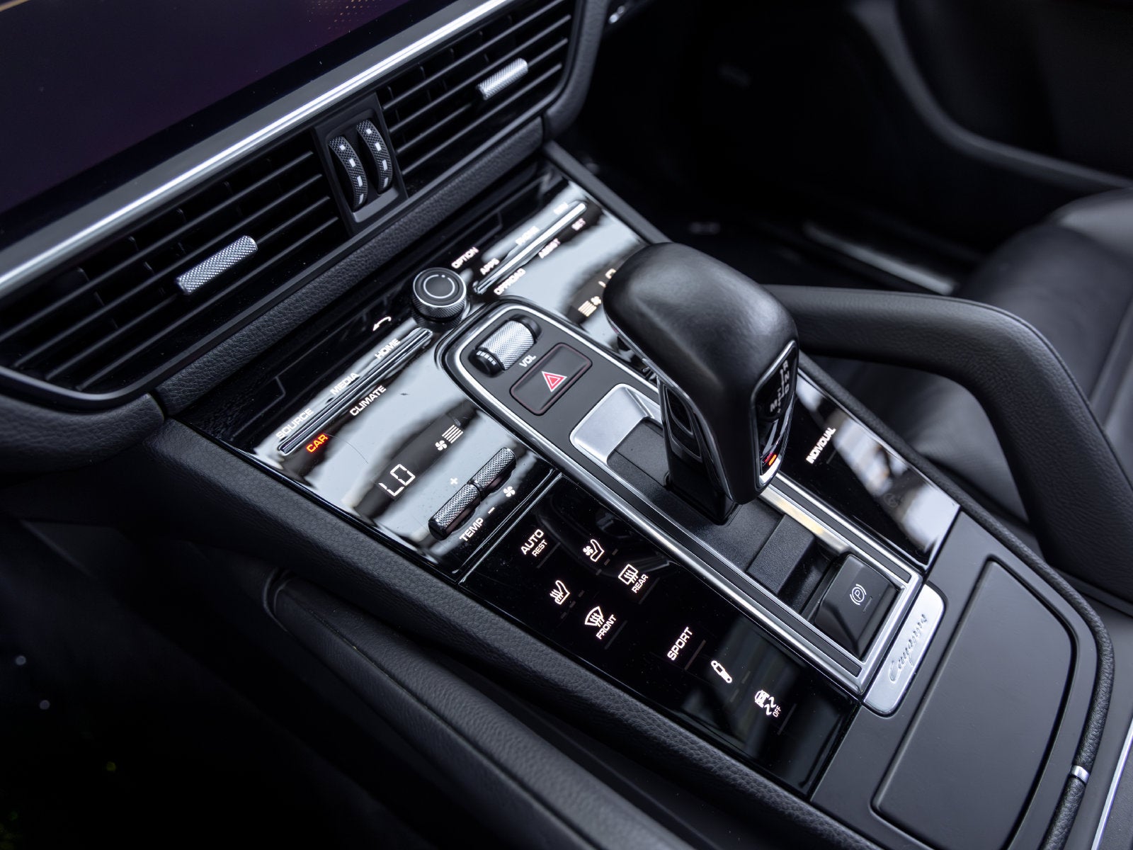 2023 Porsche Cayenne Cayenne S Platinum Edition