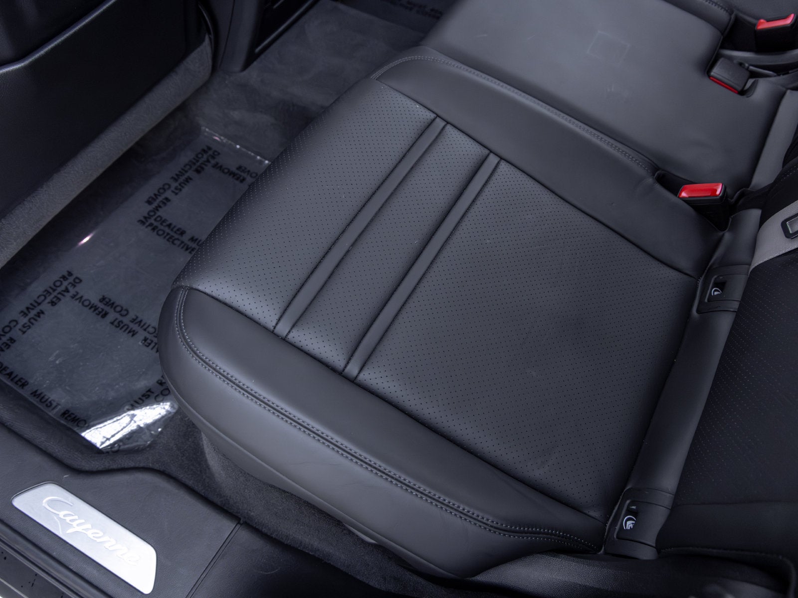 2023 Porsche Cayenne Cayenne S Platinum Edition