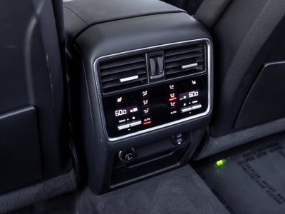 2023 Porsche Cayenne Cayenne S Platinum Edition
