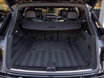 2023 Porsche Cayenne Cayenne S Platinum Edition