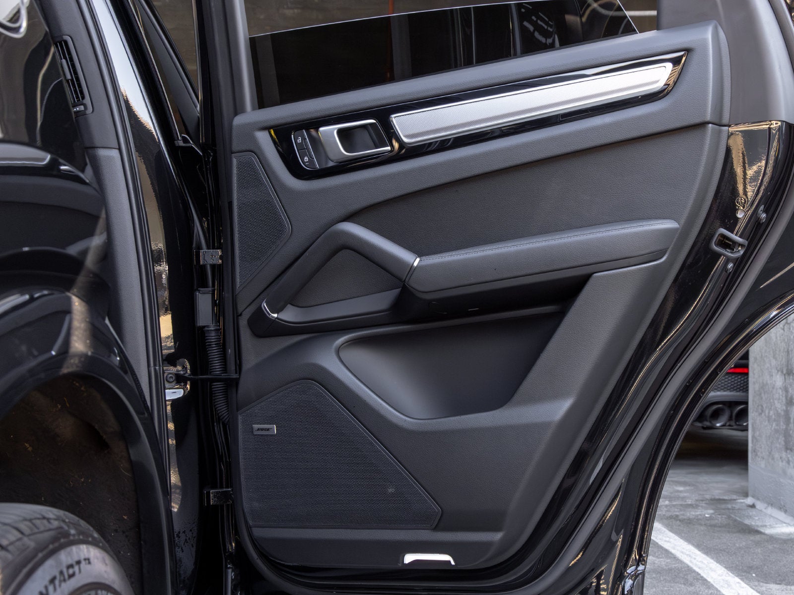 2023 Porsche Cayenne Cayenne S Platinum Edition