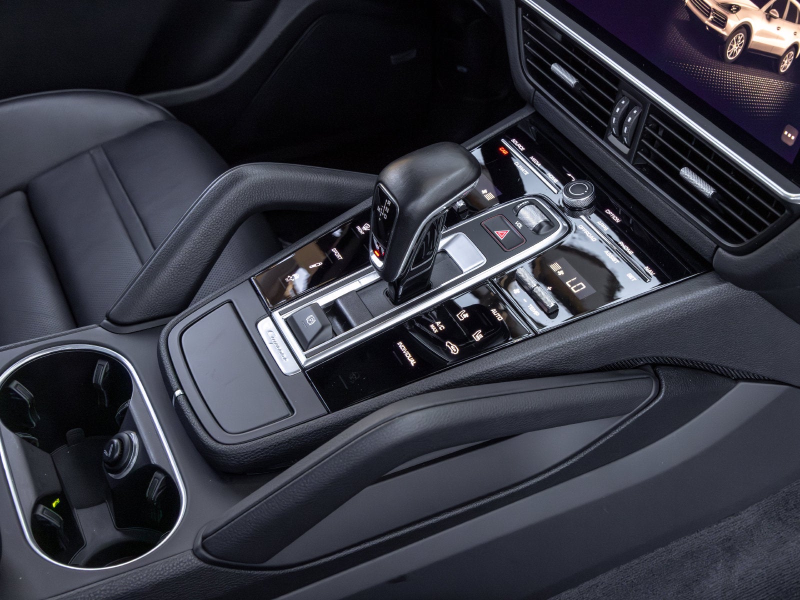 2023 Porsche Cayenne Cayenne S Platinum Edition