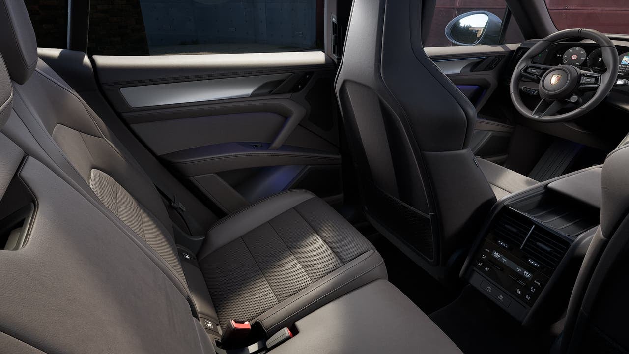 2026 Porsche Cayenne Cayenne S Electric