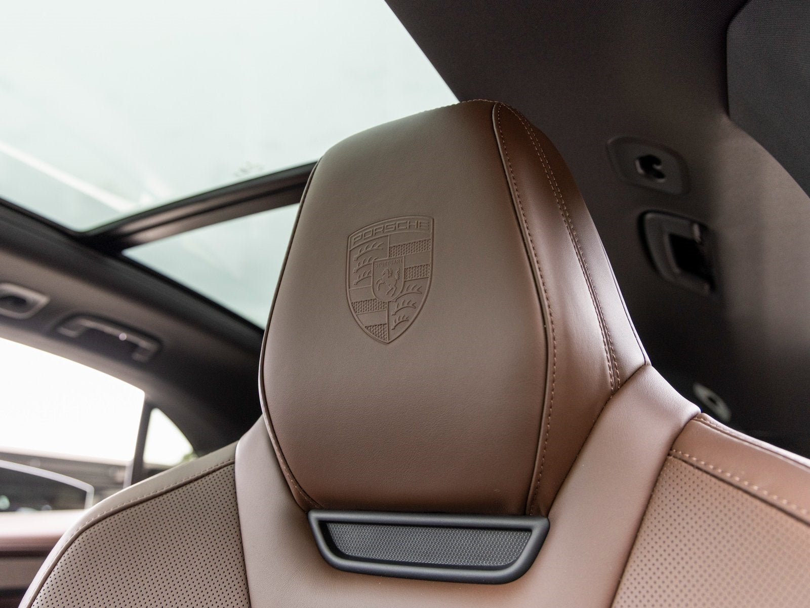 2026 Porsche Macan Macan 4S Electric