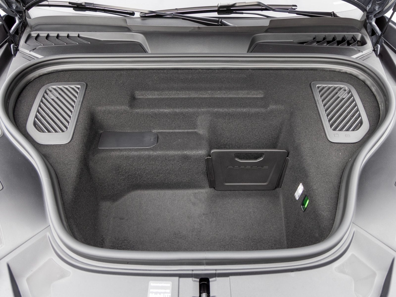 2026 Porsche Macan Macan 4S Electric