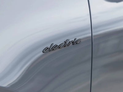 2026 Porsche Macan Macan 4S Electric