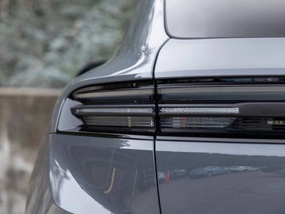 2026 Porsche Macan Macan 4S Electric