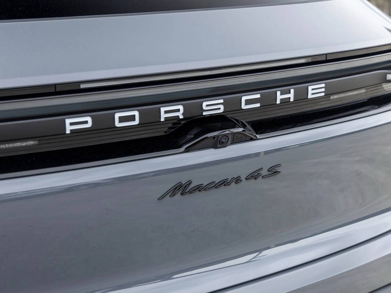 2026 Porsche Macan Macan 4S Electric