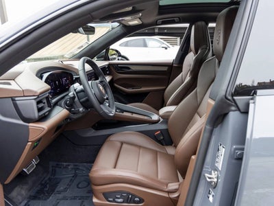 2026 Porsche Macan Macan 4S Electric