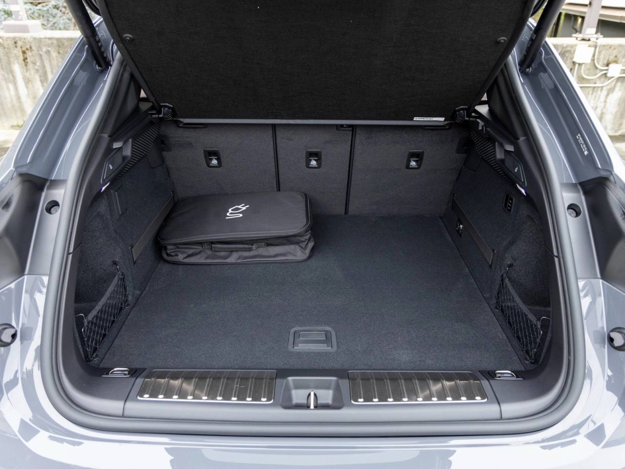 2026 Porsche Macan Macan 4S Electric