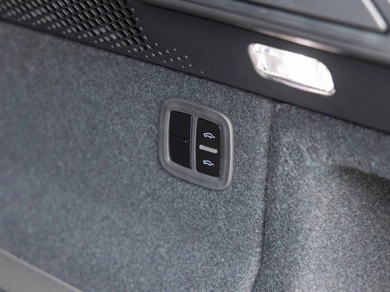 2026 Porsche Macan Macan 4S Electric