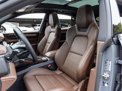 2026 Porsche Macan Macan 4S Electric