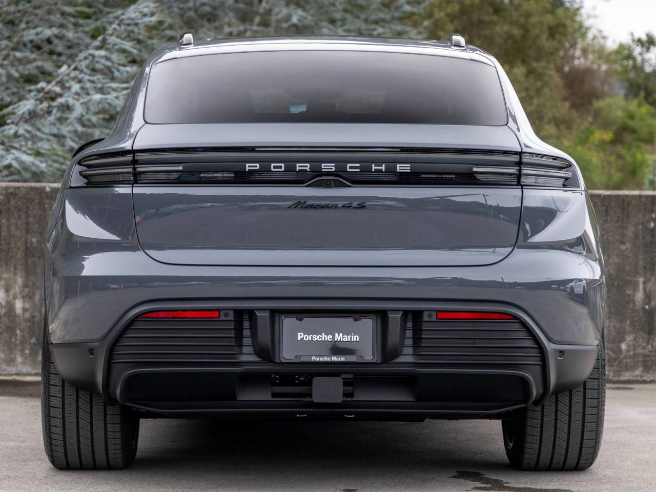 2026 Porsche Macan Macan 4S Electric