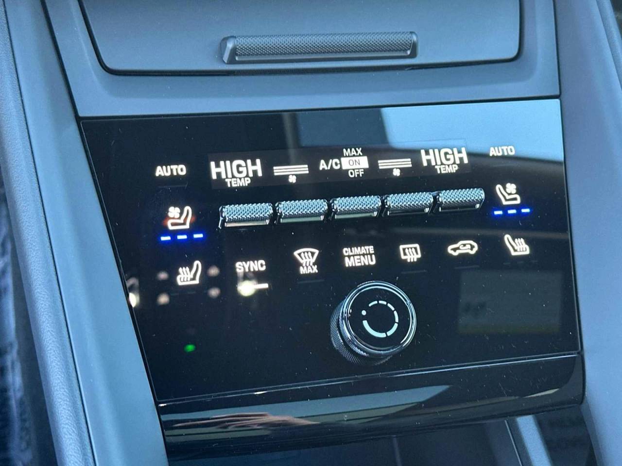 2025 Porsche Macan Macan 4S Electric