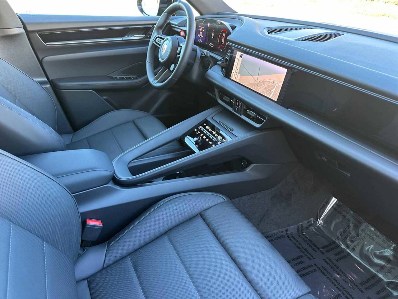 2025 Porsche Macan Macan 4S Electric