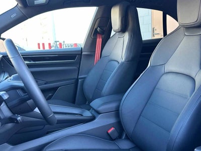 2025 Porsche Macan Macan 4S Electric