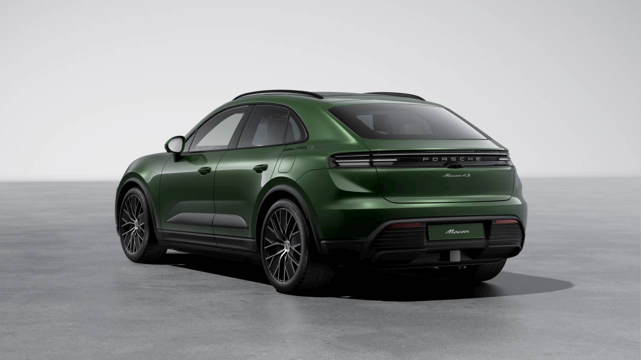 2025 Porsche Macan 4S Electric
