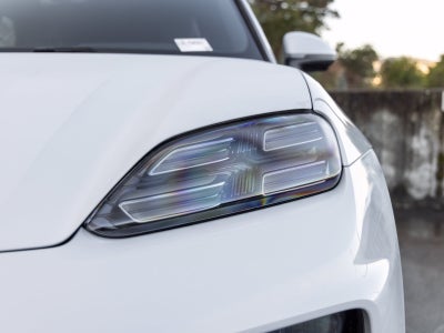2025 Porsche Macan Macan 4S Electric