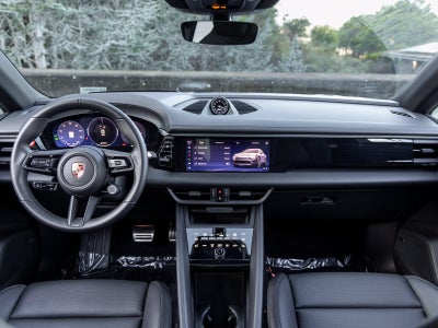 2025 Porsche Macan Macan 4S Electric