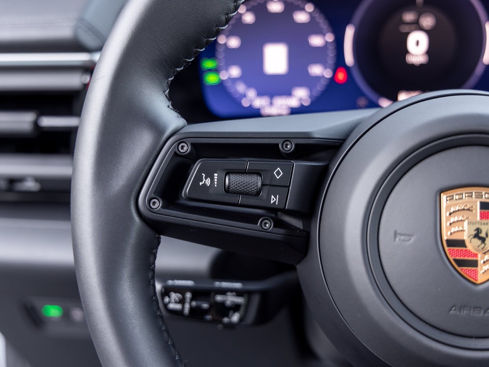 2025 Porsche Macan Macan 4S Electric