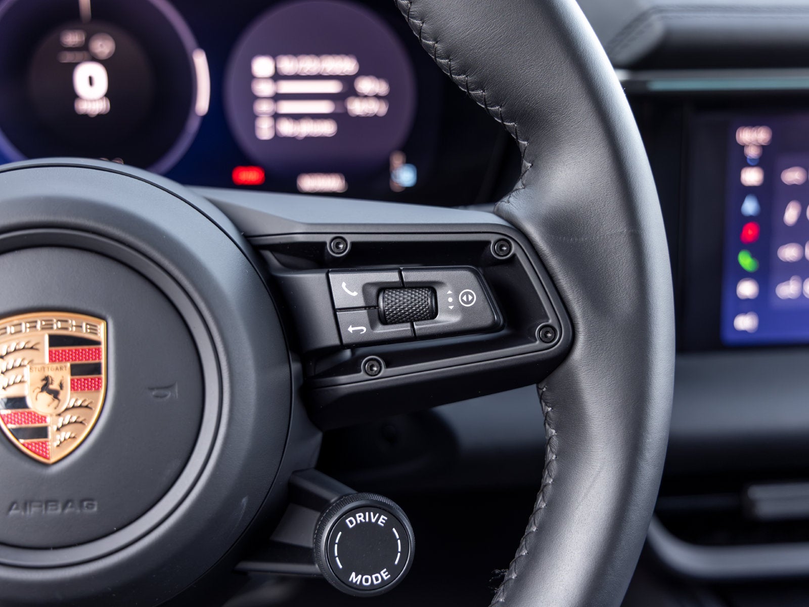 2025 Porsche Macan Macan 4S Electric