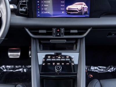 2025 Porsche Macan Macan 4S Electric