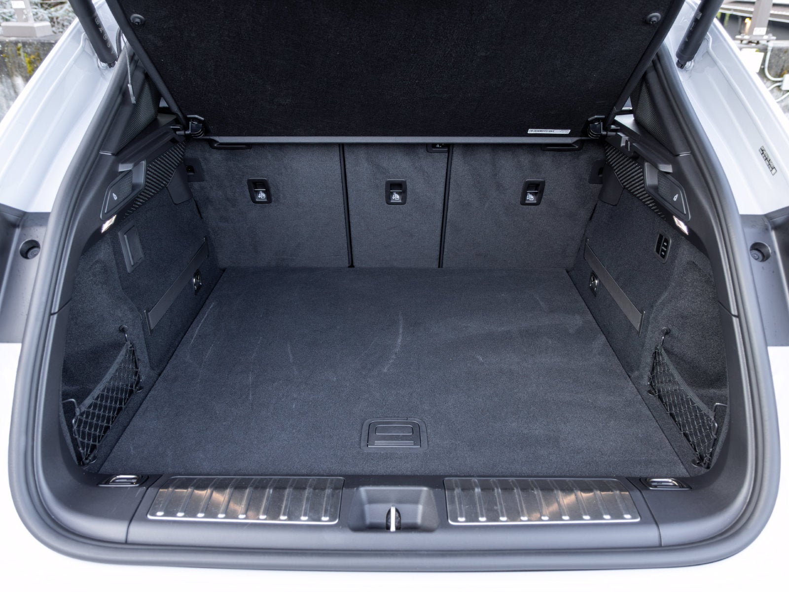 2025 Porsche Macan Macan 4S Electric