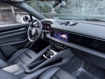 2025 Porsche Macan Macan 4S Electric