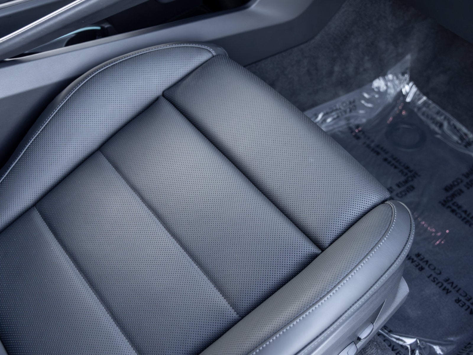 2025 Porsche Macan Macan 4S Electric