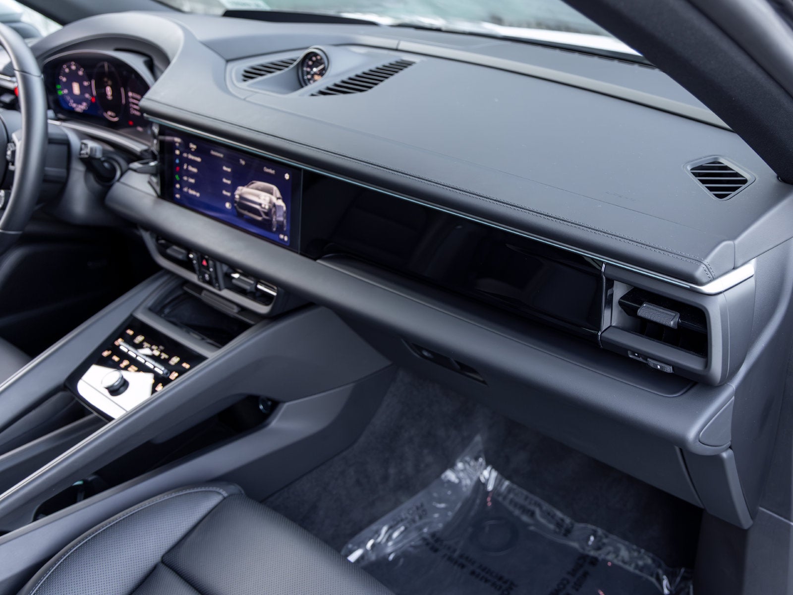 2025 Porsche Macan Macan 4S Electric