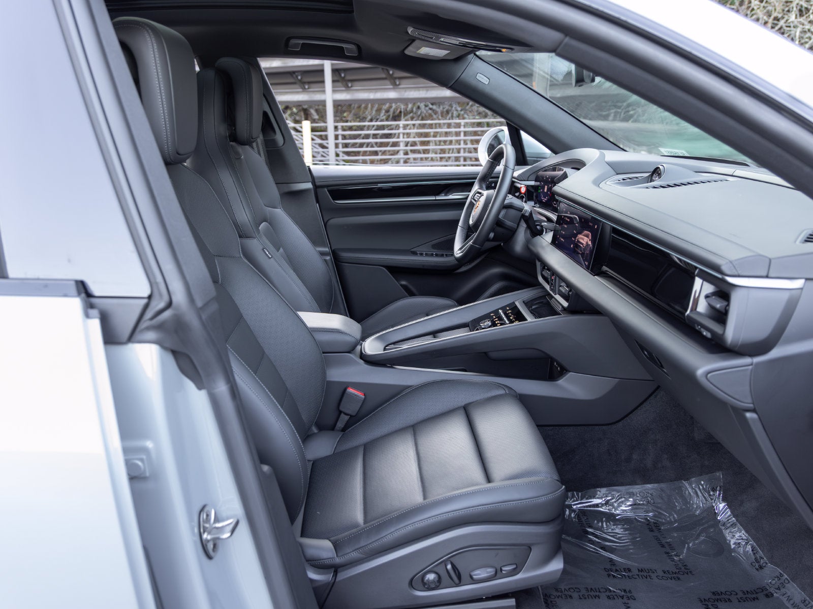 2025 Porsche Macan Macan 4S Electric