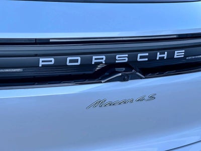 2025 Porsche Macan Macan 4S Electric