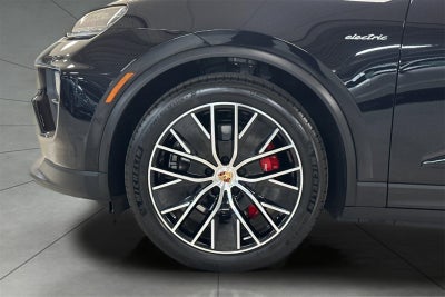 2025 Porsche Macan Macan 4S Electric