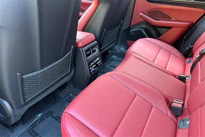 2025 Porsche Macan Macan 4S Electric