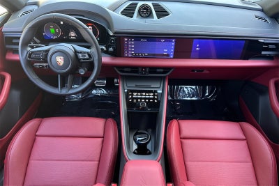 2025 Porsche Macan Macan 4S Electric