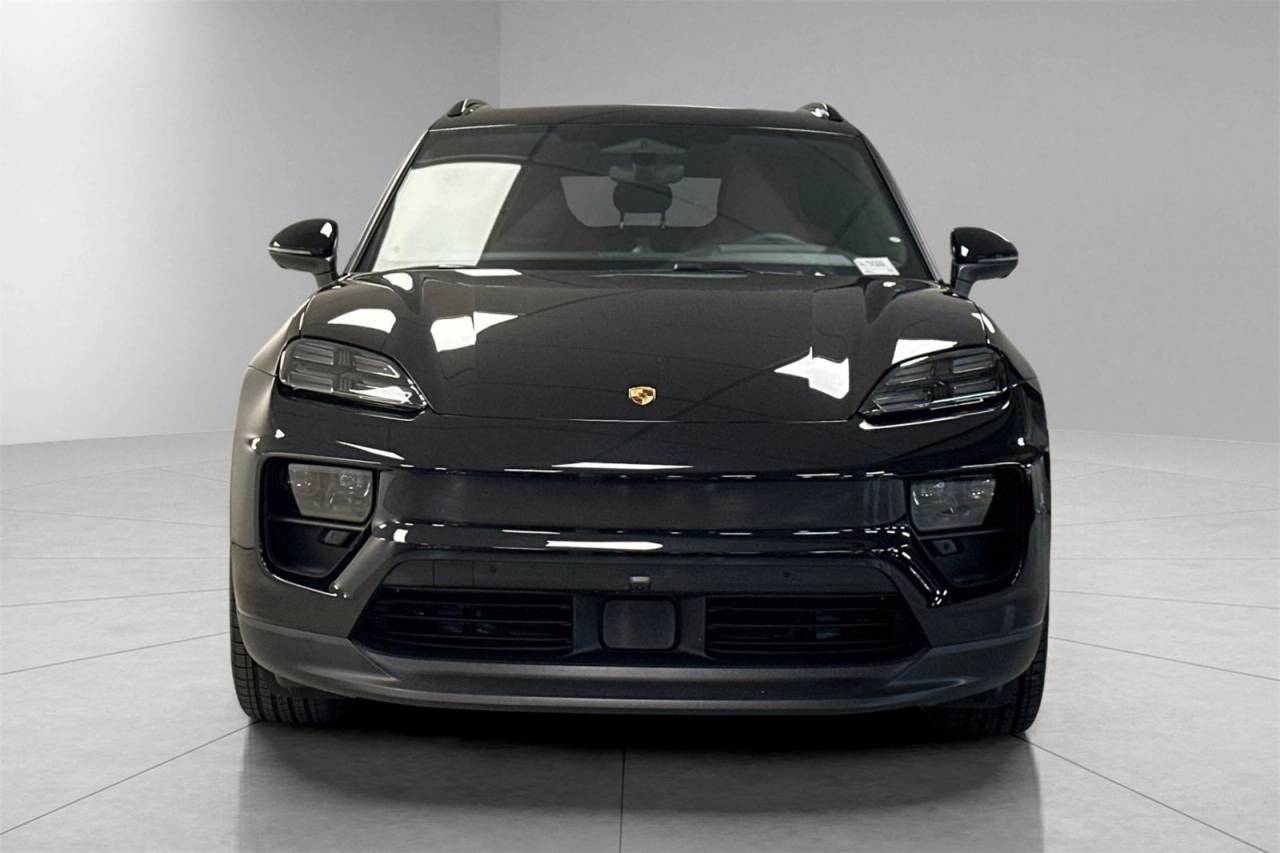 2025 Porsche Macan Macan 4S Electric