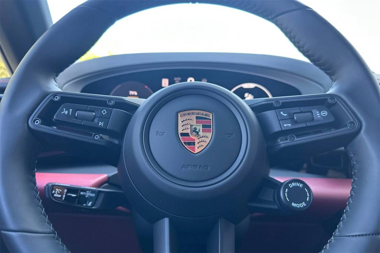 2025 Porsche Macan Macan 4S Electric