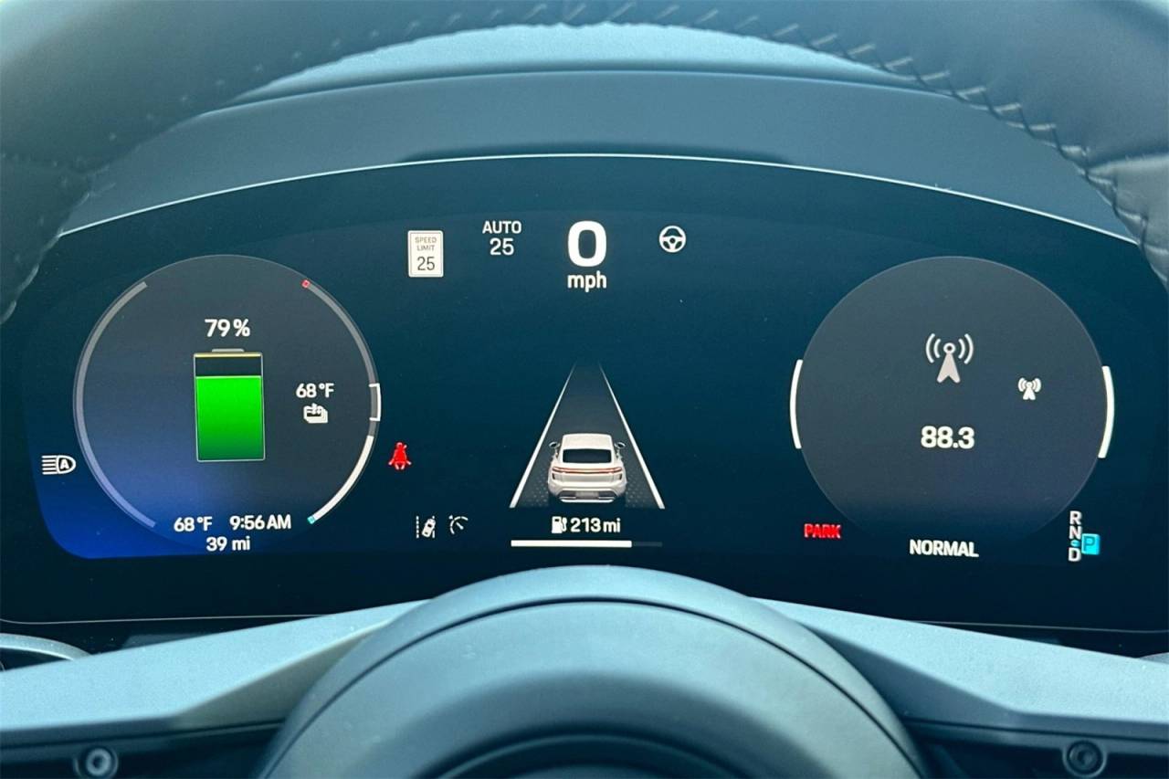 2025 Porsche Macan Macan 4S Electric