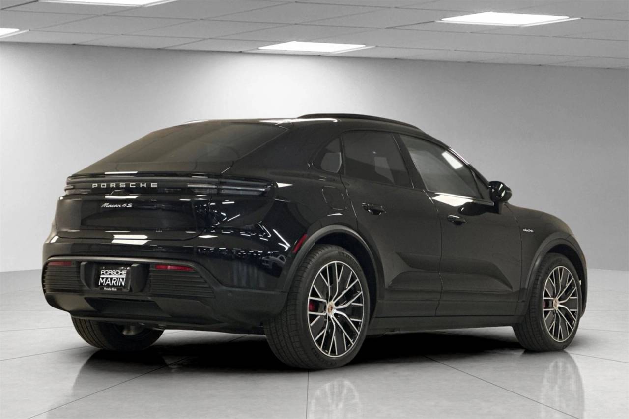 2025 Porsche Macan Macan 4S Electric