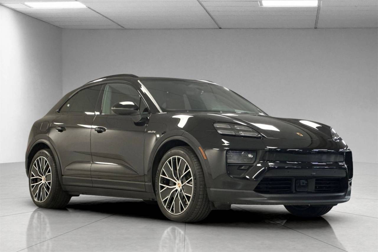 2025 Porsche Macan Macan 4S Electric
