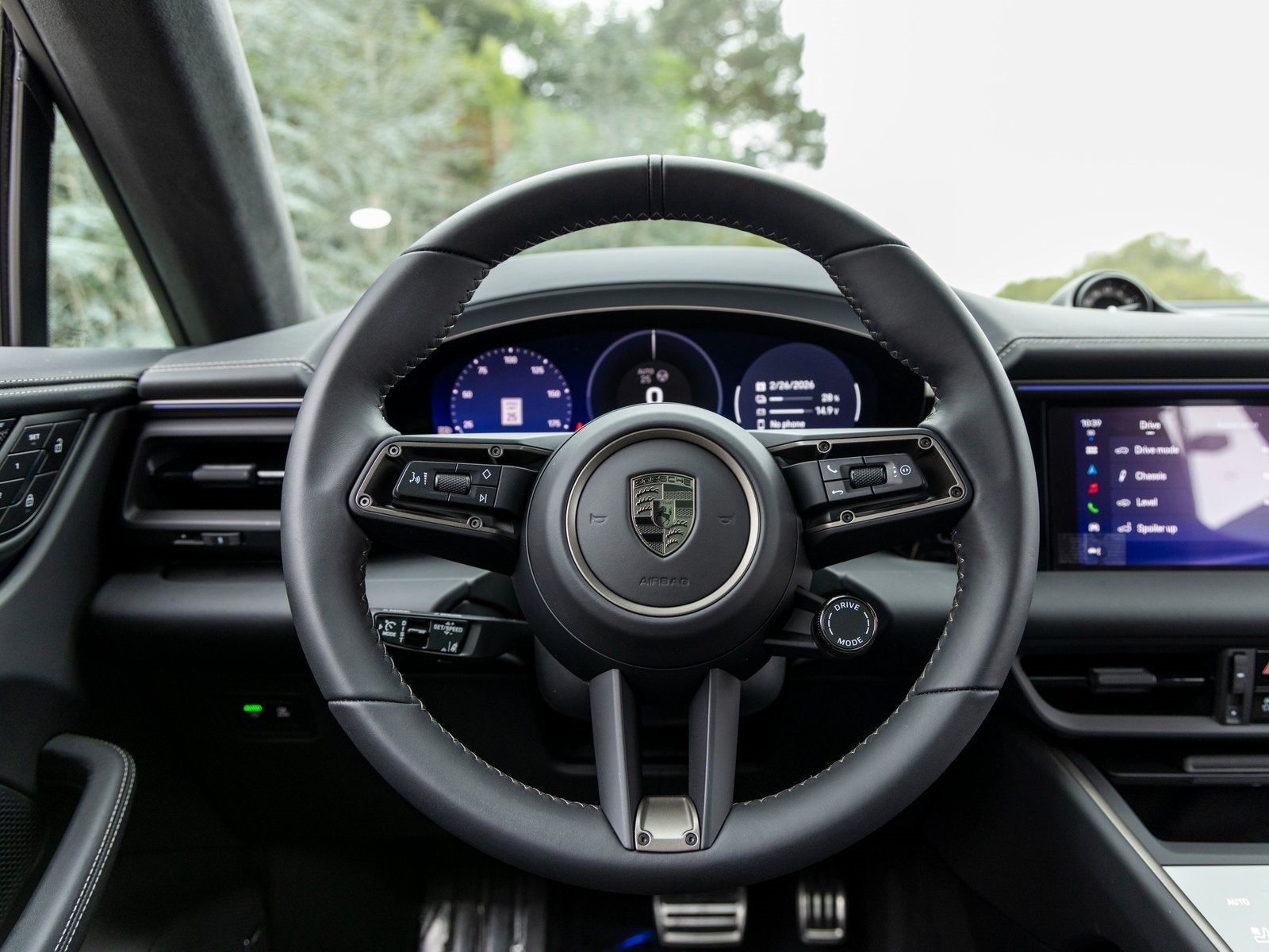 2025 Porsche Macan Macan Turbo Electric