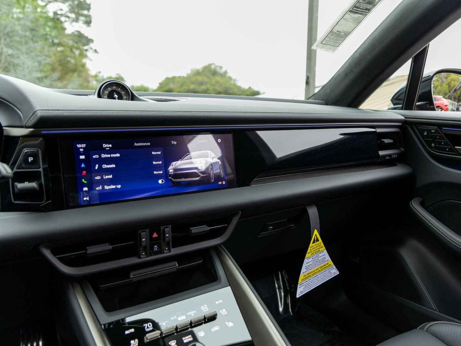 2025 Porsche Macan Macan Turbo Electric