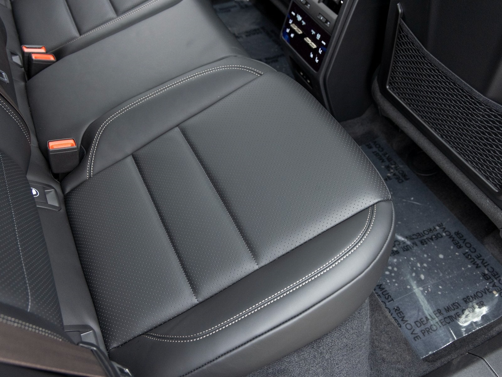 2025 Porsche Macan Macan Turbo Electric