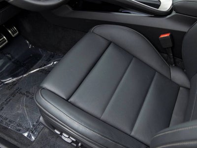 2025 Porsche Macan Macan Turbo Electric