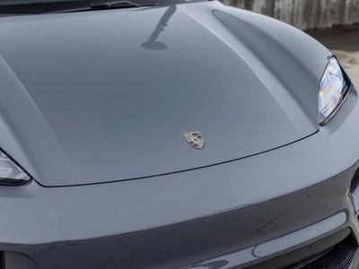 2025 Porsche Macan Macan Turbo Electric