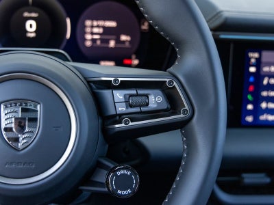 2026 Porsche Macan Turbo Electric