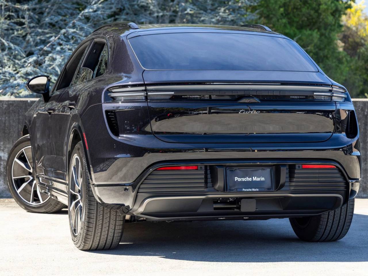 2026 Porsche Macan Turbo Electric