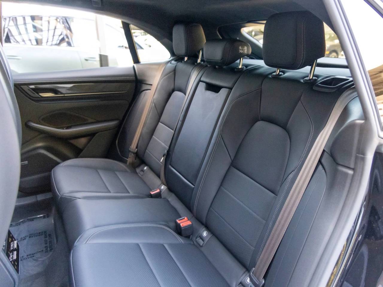 2026 Porsche Macan Turbo Electric